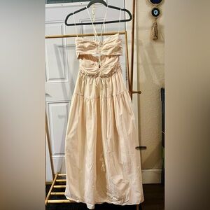 Cotton Cream Resort Maxi